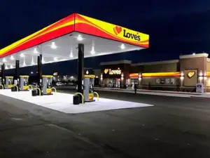 Gasolinera-love-travel-stop